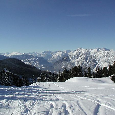 Das Schloessl Haiming Buitenkant foto